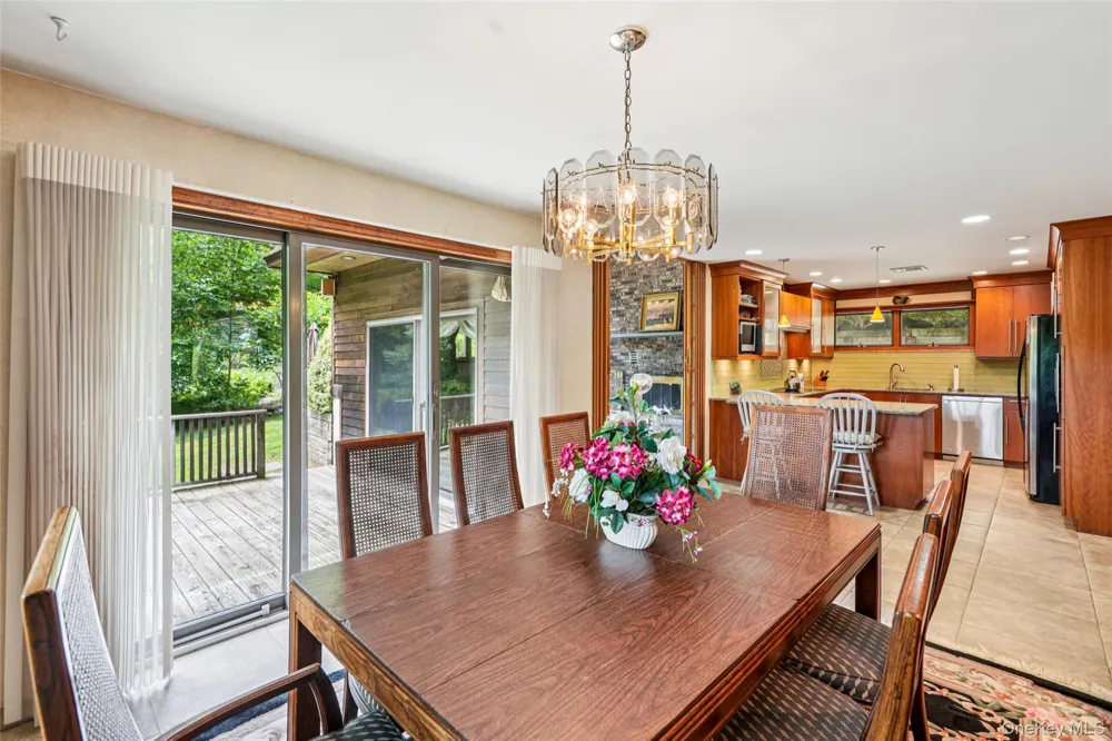 1 Lookout Road Tuxedo Park, NY 10987
