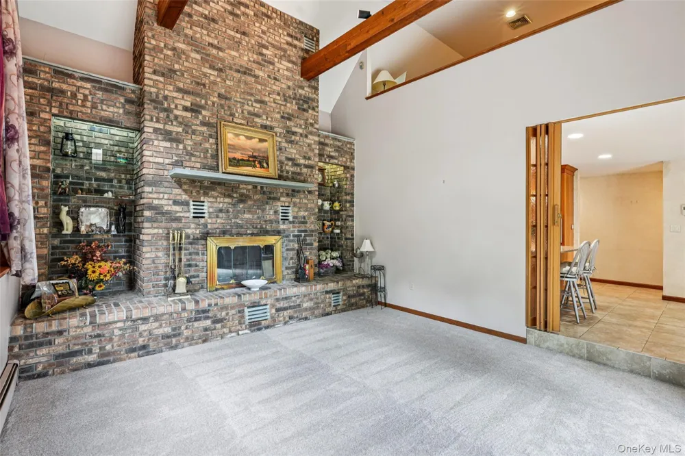 1 Lookout Road Tuxedo Park, NY 10987