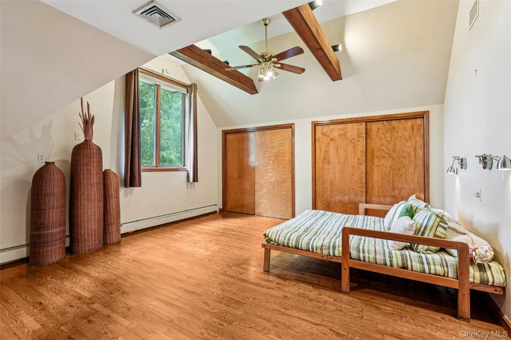1 Lookout Road Tuxedo Park, NY 10987