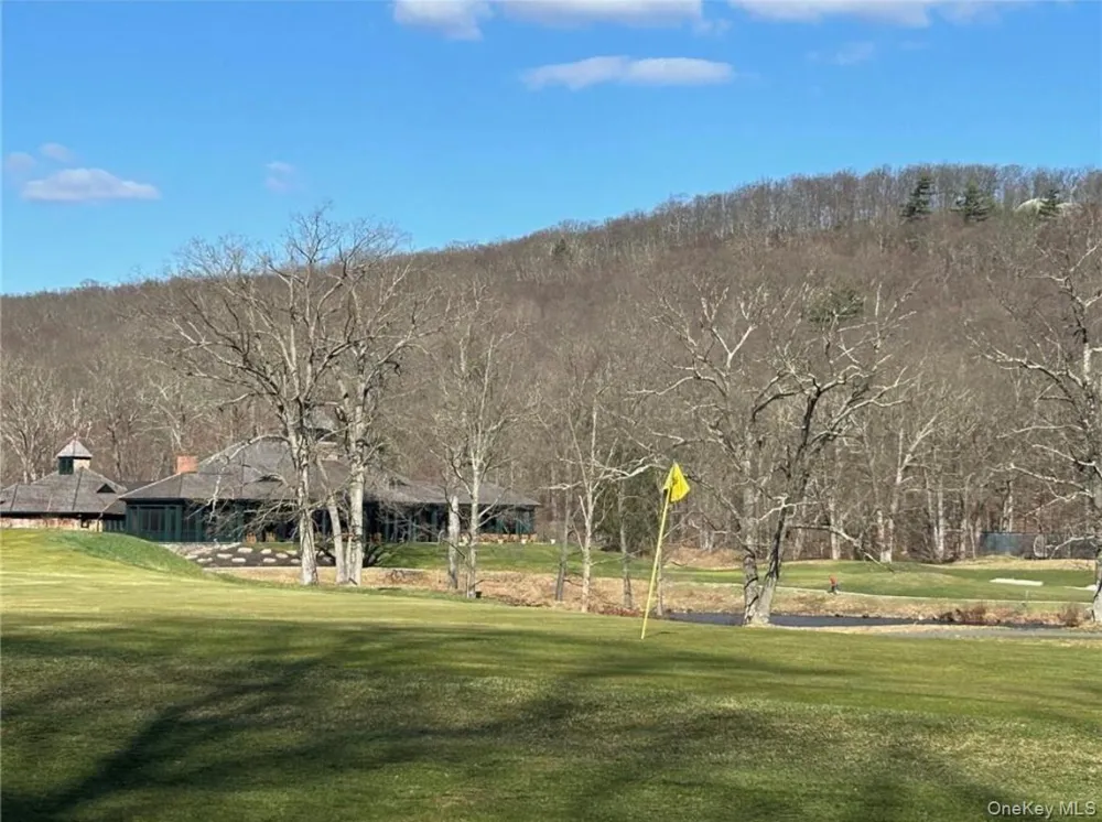 1 Lookout Road Tuxedo Park, NY 10987
