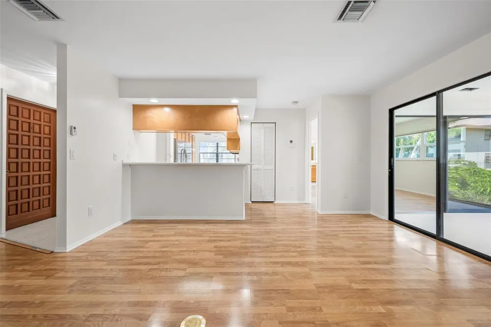 4255 GULF DRIVE #116 Holmes Beach, FL 34217