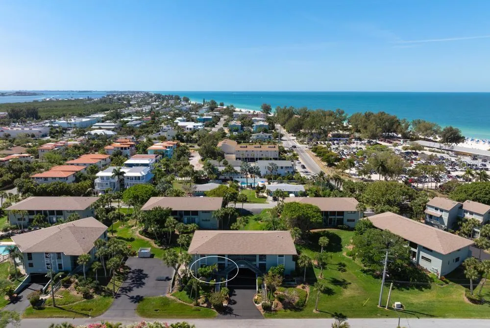 4255 GULF DRIVE #116 Holmes Beach, FL 34217
