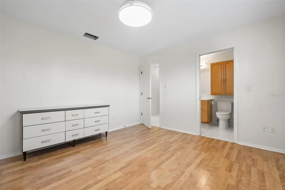 4255 GULF DRIVE #116 Holmes Beach, FL 34217