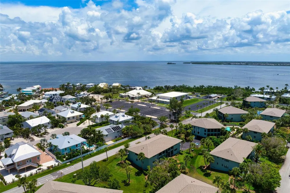 4255 GULF DRIVE #116 Holmes Beach, FL 34217