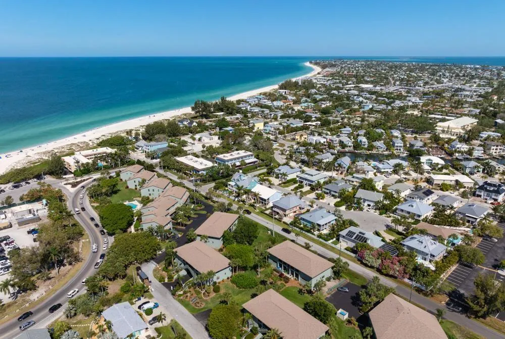 4255 GULF DRIVE #116 Holmes Beach, FL 34217