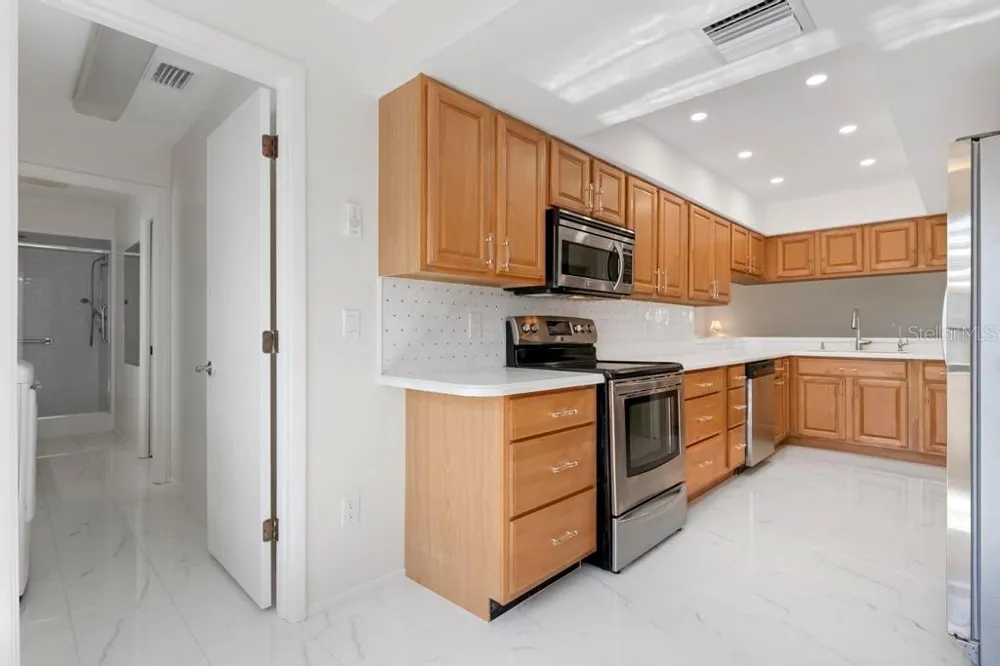 4255 GULF DRIVE #116 Holmes Beach, FL 34217