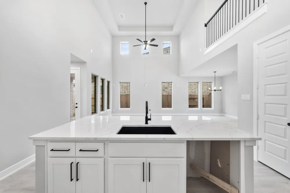 129 Emerald Grove Drive Georgetown, TX 78633