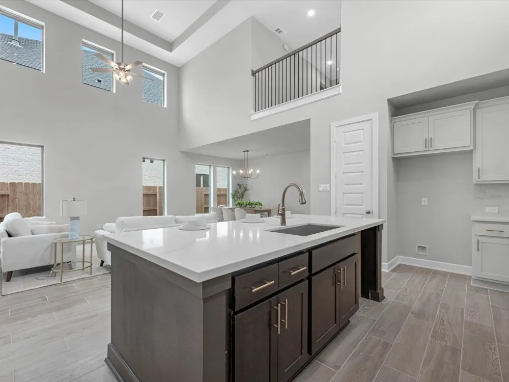 129 Emerald Grove Drive Georgetown, TX 78633