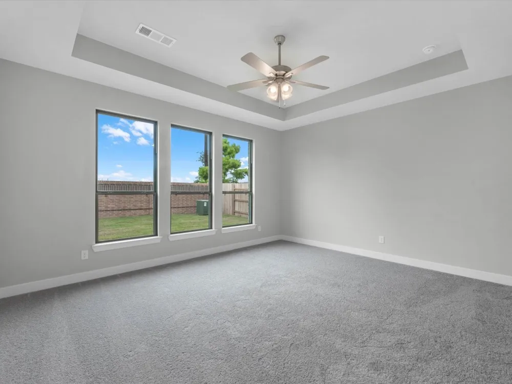 129 Emerald Grove Drive Georgetown, TX 78633