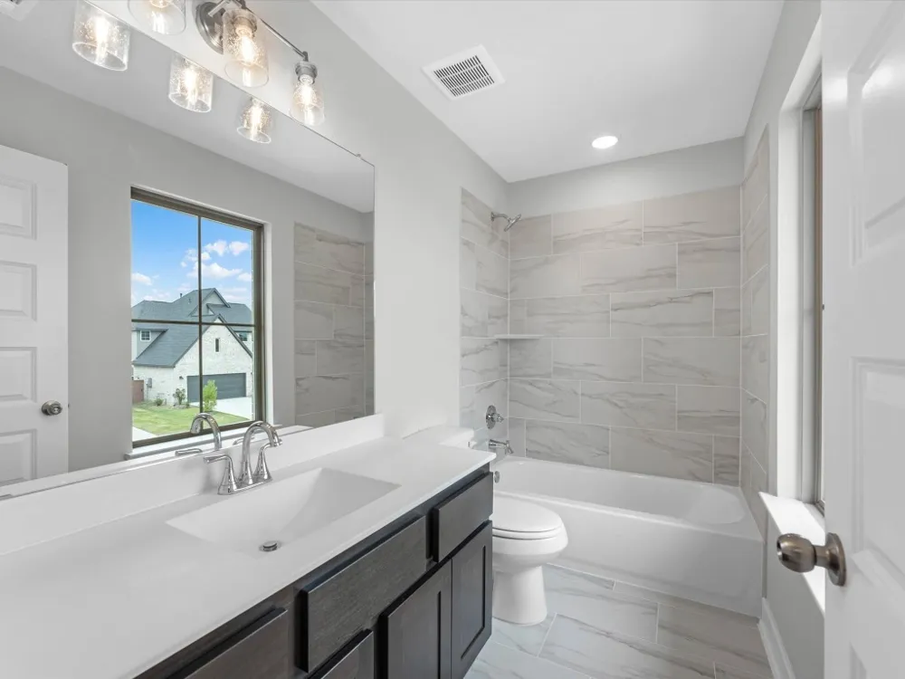 129 Emerald Grove Drive Georgetown, TX 78633