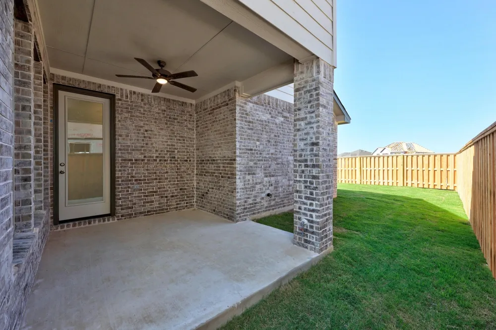 129 Emerald Grove Drive Georgetown, TX 78633