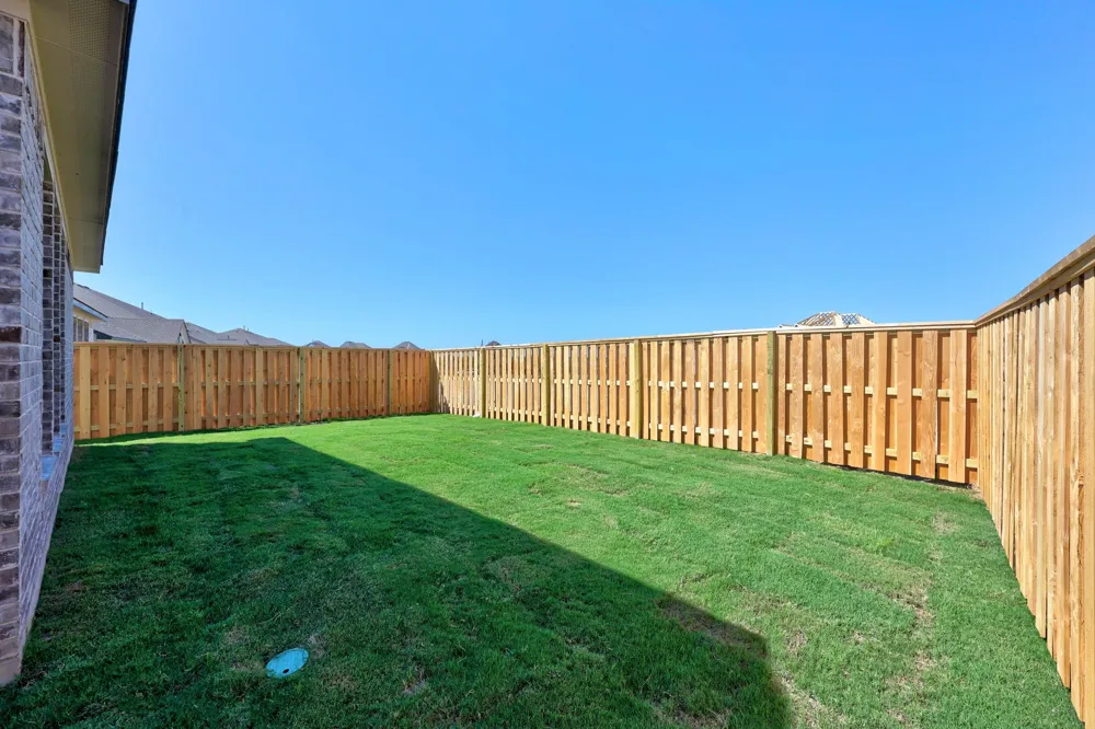 129 Emerald Grove Drive Georgetown, TX 78633