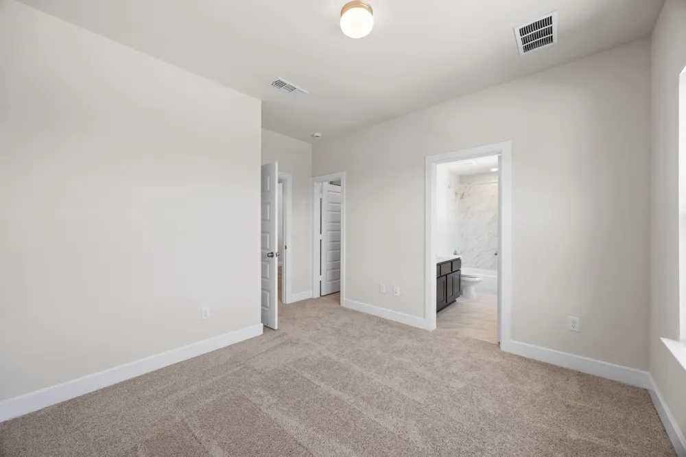 129 Emerald Grove Drive Georgetown, TX 78633