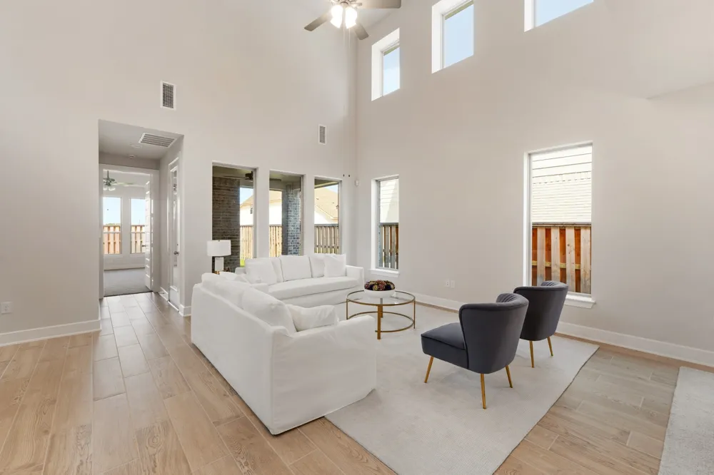 129 Emerald Grove Drive Georgetown, TX 78633