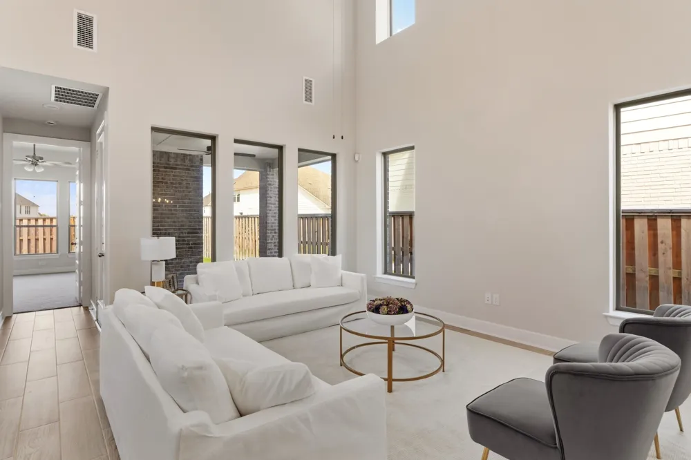 129 Emerald Grove Drive Georgetown, TX 78633