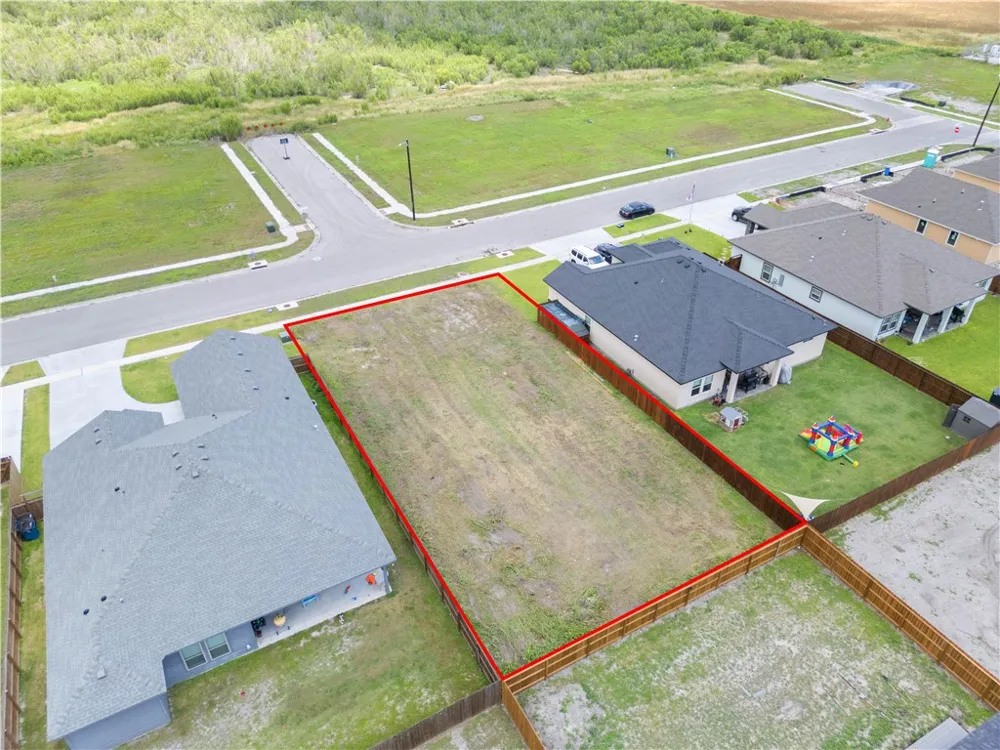 106 MEADOWBROOK Odem, TX TX 78