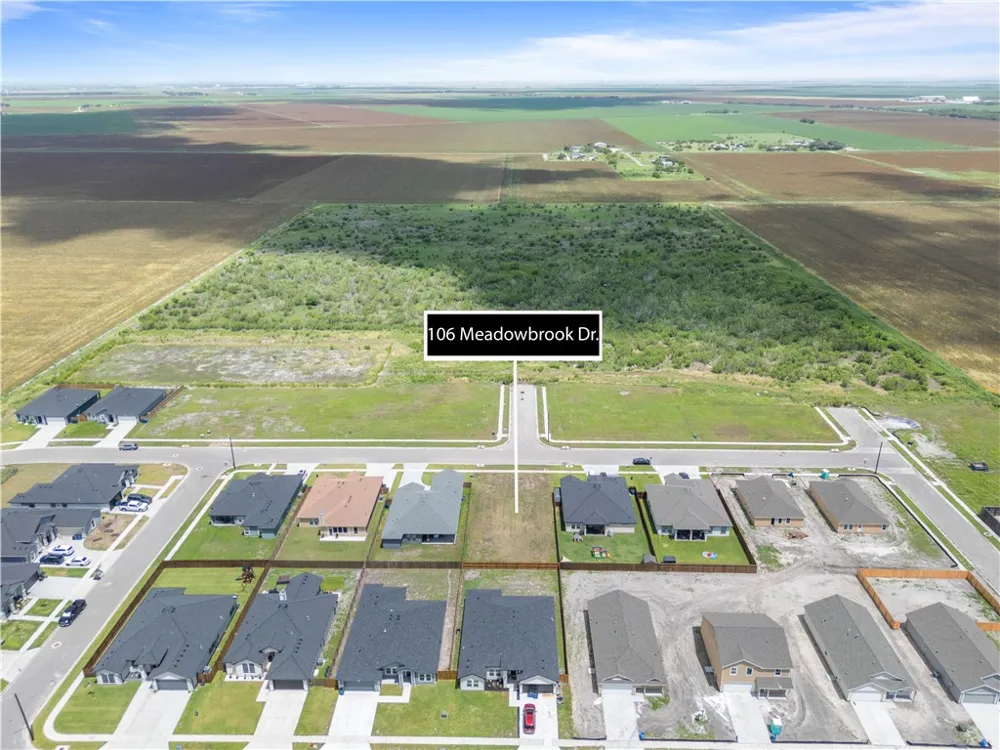 106 MEADOWBROOK Odem, TX TX 78