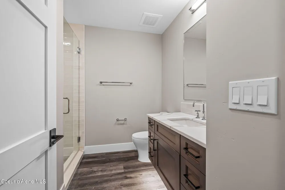 802 Sandpoint Ave ##8106 Sandpoint, ID 83864
