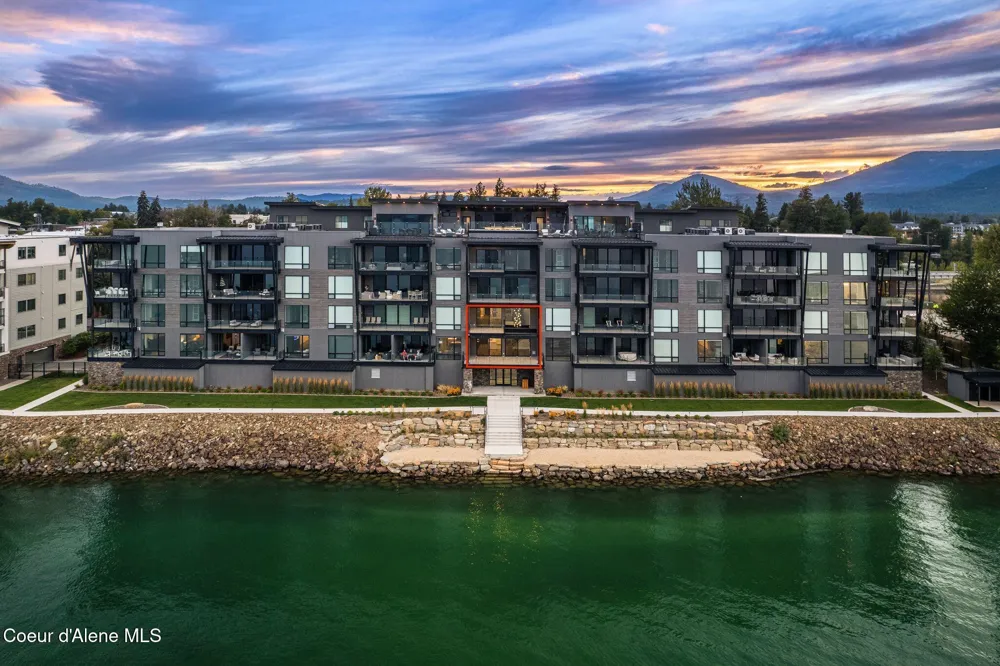 802 Sandpoint Ave ##8106 Sandpoint, ID 83864
