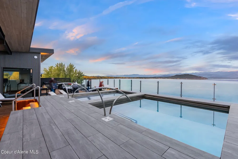 802 Sandpoint Ave ##8106 Sandpoint, ID 83864