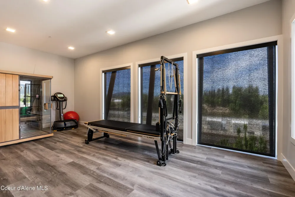 802 Sandpoint Ave ##8106 Sandpoint, ID 83864