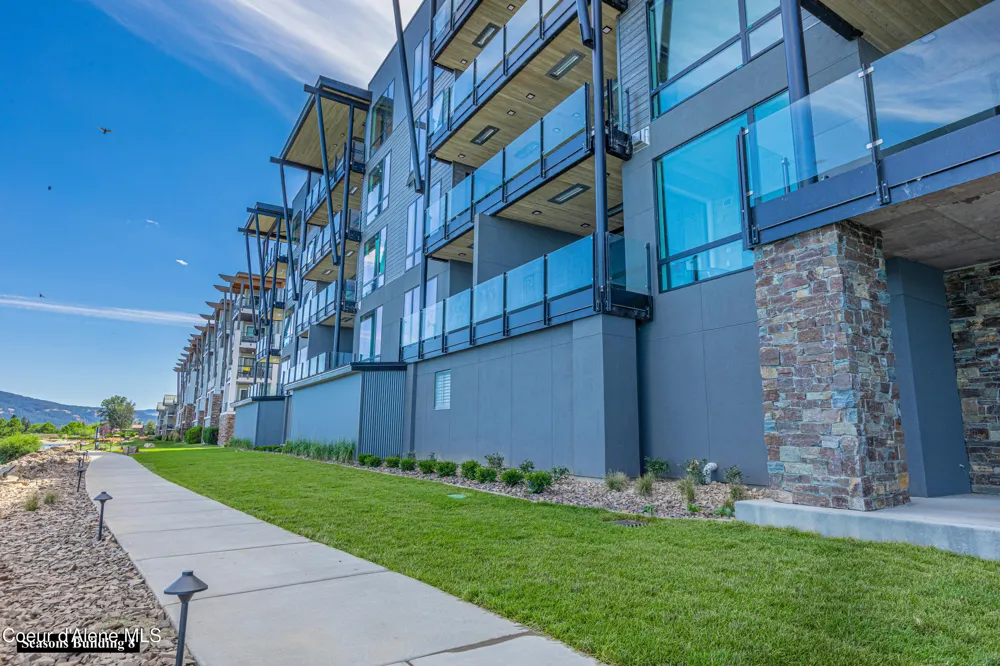 802 Sandpoint Ave ##8106 Sandpoint, ID 83864