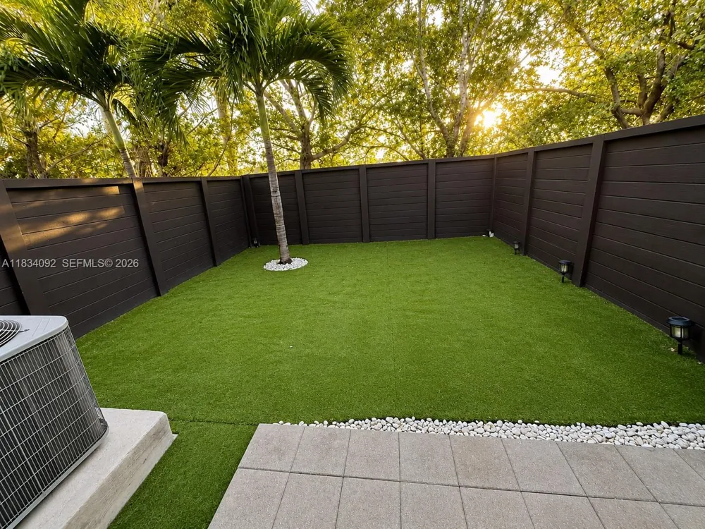 15842 NW 91 Ct #15842 Miami Lakes, FL 33018