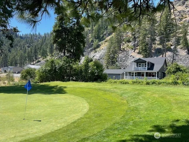 48 Golf Course Drive Pateros, WA 98846