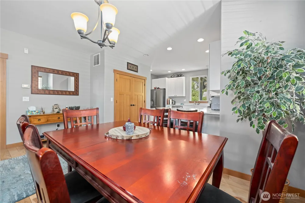 48 Golf Course Drive Pateros, WA 98846