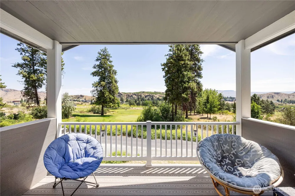 48 Golf Course Drive Pateros, WA 98846