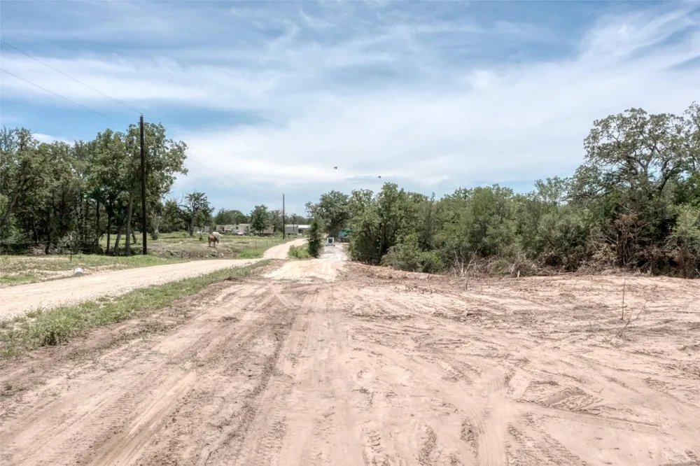 Walter Hoffman Road Cedar Creek, TX 78612