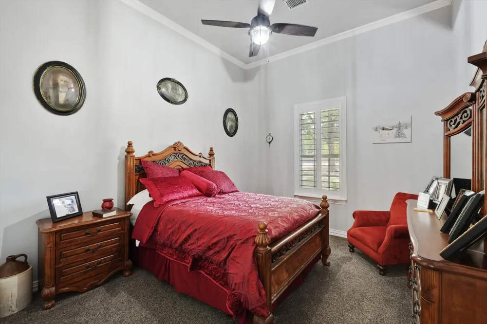 2800 Park Drive Dalworthington Gardens, TX 76016