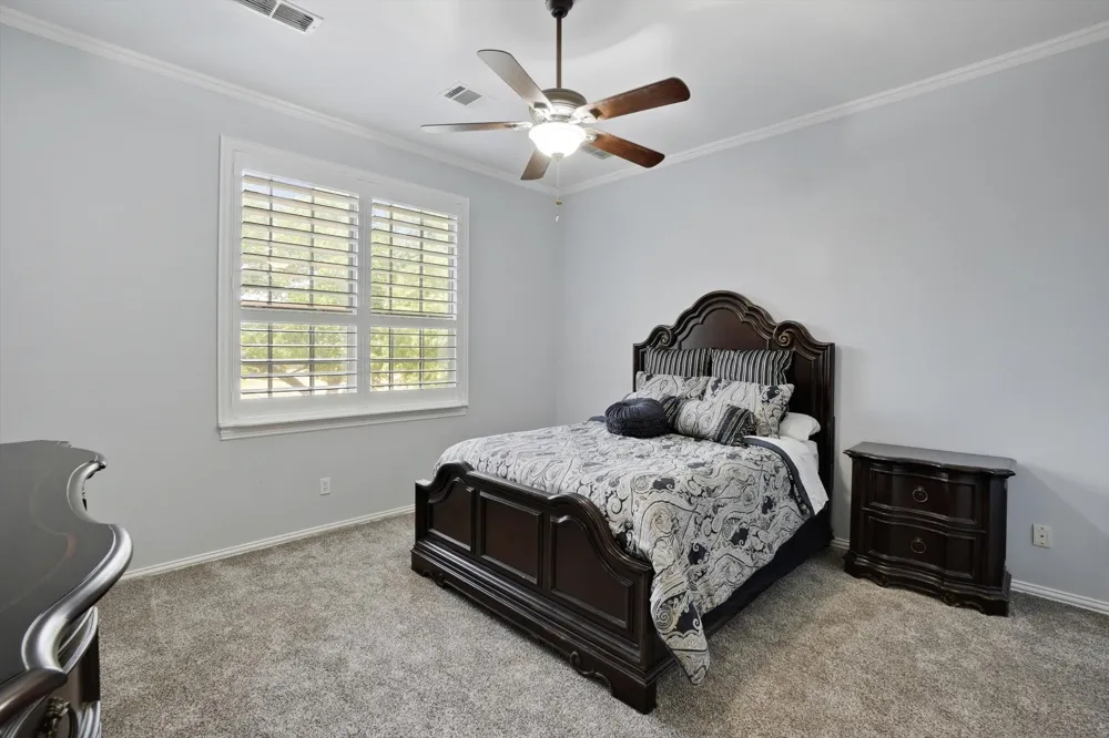 2800 Park Drive Dalworthington Gardens, TX 76016