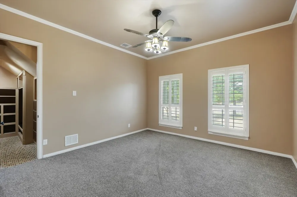 2800 Park Drive Dalworthington Gardens, TX 76016