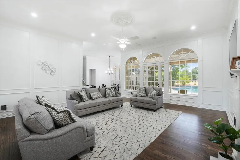 2800 Park Drive Dalworthington Gardens, TX 76016