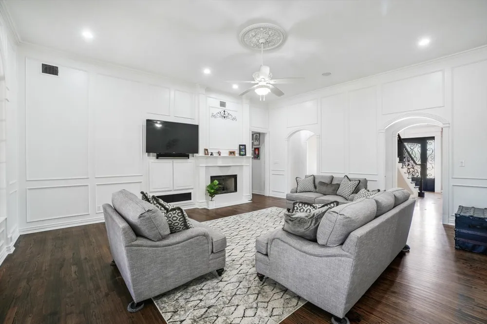 2800 Park Drive Dalworthington Gardens, TX 76016