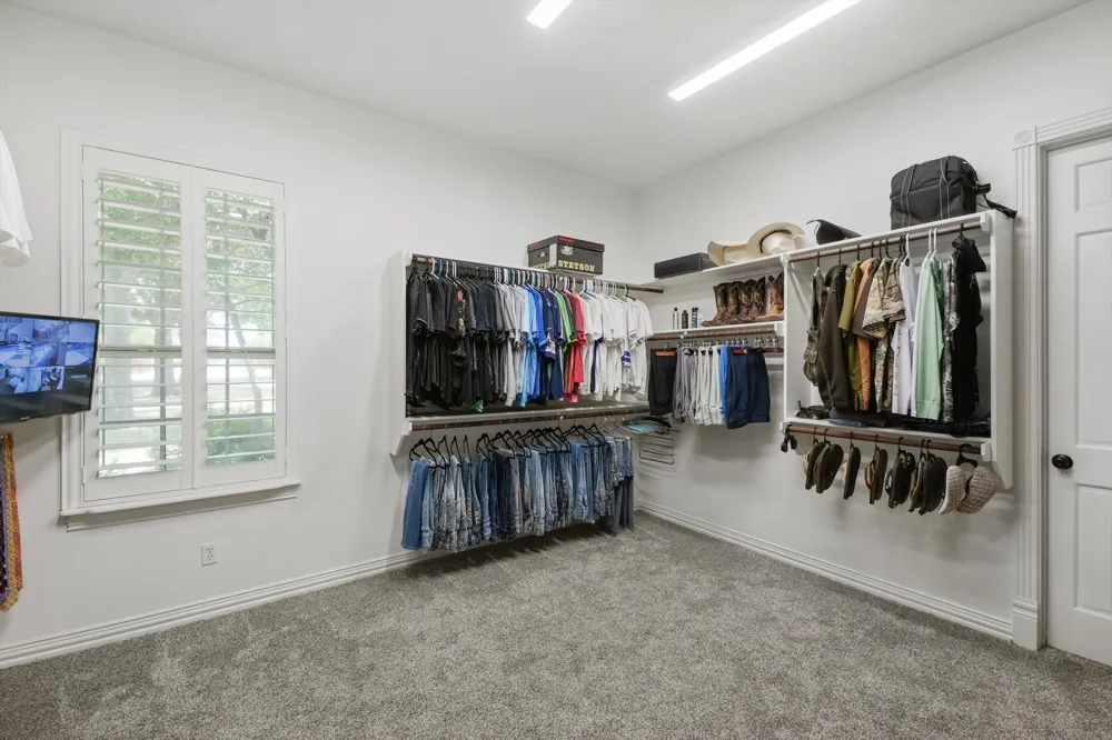 2800 Park Drive Dalworthington Gardens, TX 76016