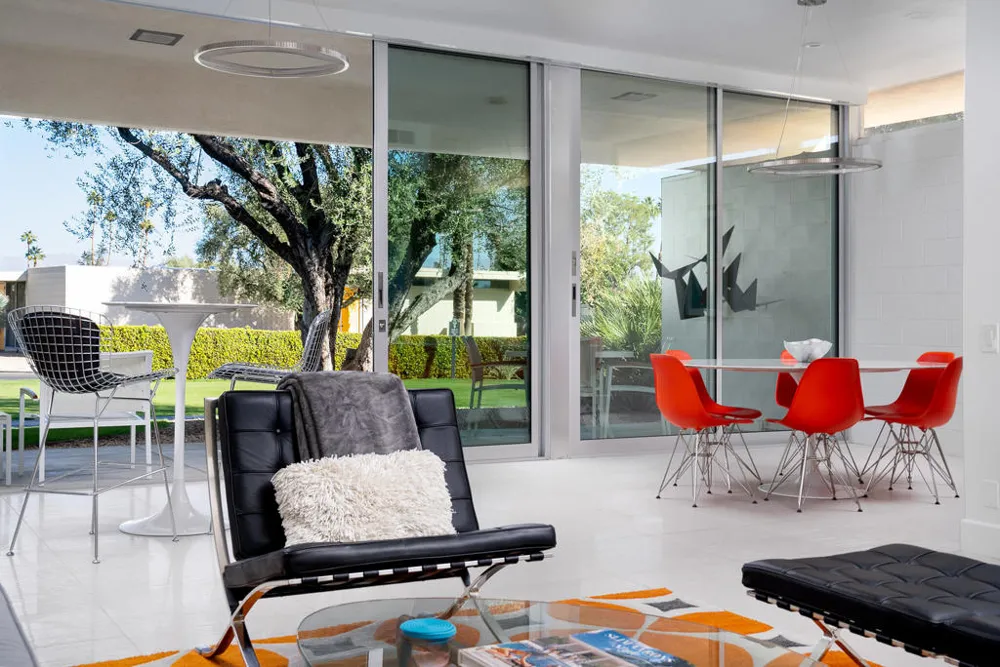 24 Desert Lakes Drive Palm Springs, CA 92264