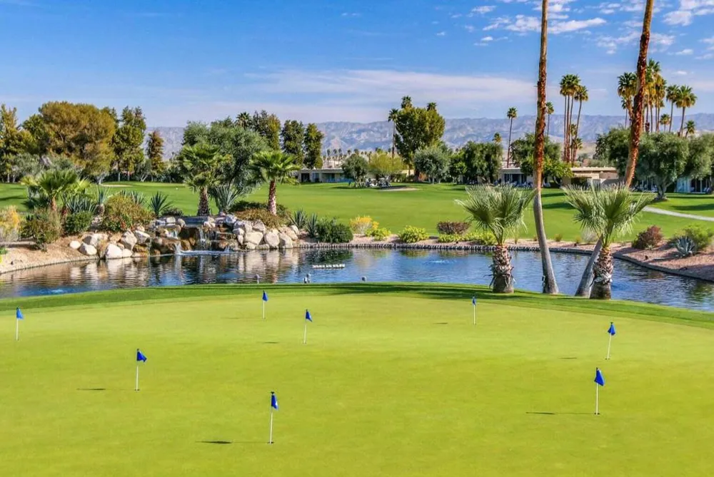 24 Desert Lakes Drive Palm Springs, CA 92264