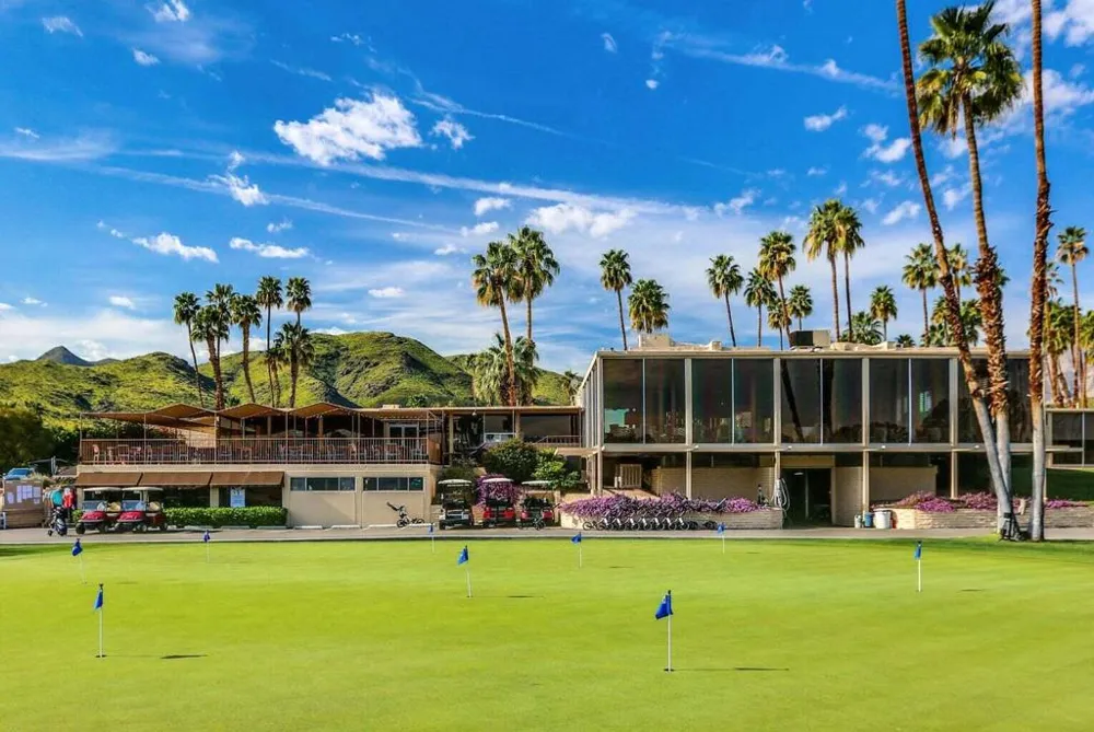 24 Desert Lakes Drive Palm Springs, CA 92264