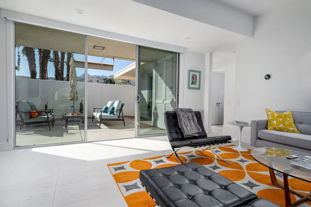 24 Desert Lakes Drive Palm Springs, CA 92264
