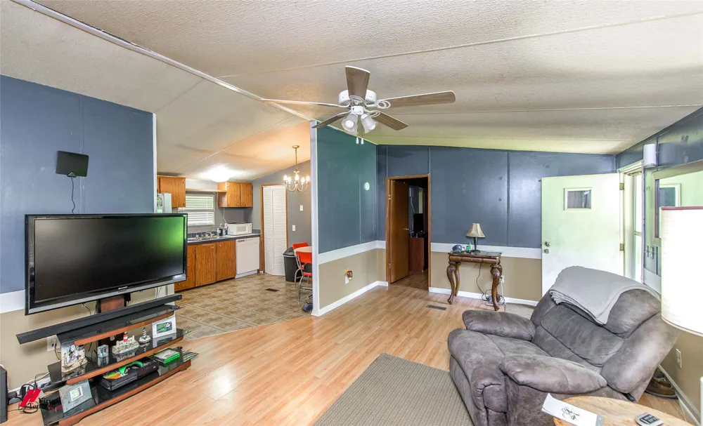 891 Pilgrim Rest Road Doyline, LA 71023
