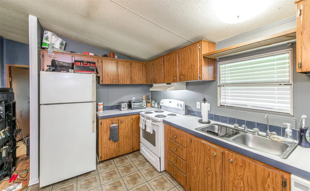 891 Pilgrim Rest Road Doyline, LA 71023