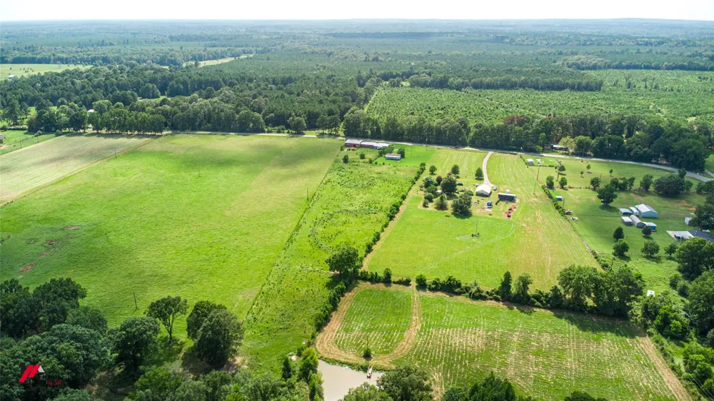 891 Pilgrim Rest Road Doyline, LA 71023
