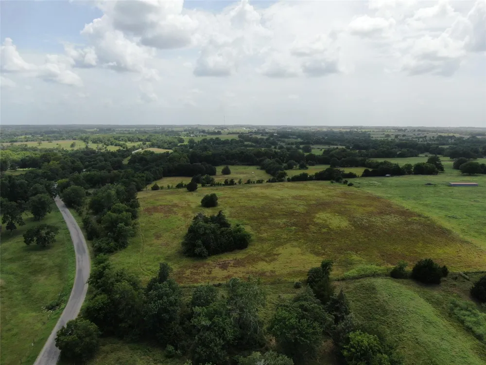 1399 Star Hill Road New Ulm, TX 78950