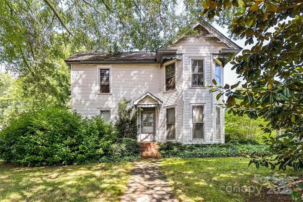 504 Potts Street Davidson, NC 28036
