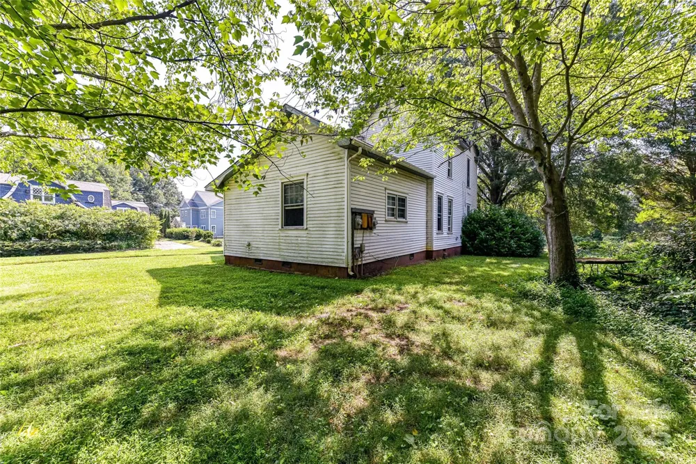 504 Potts Street Davidson, NC 28036