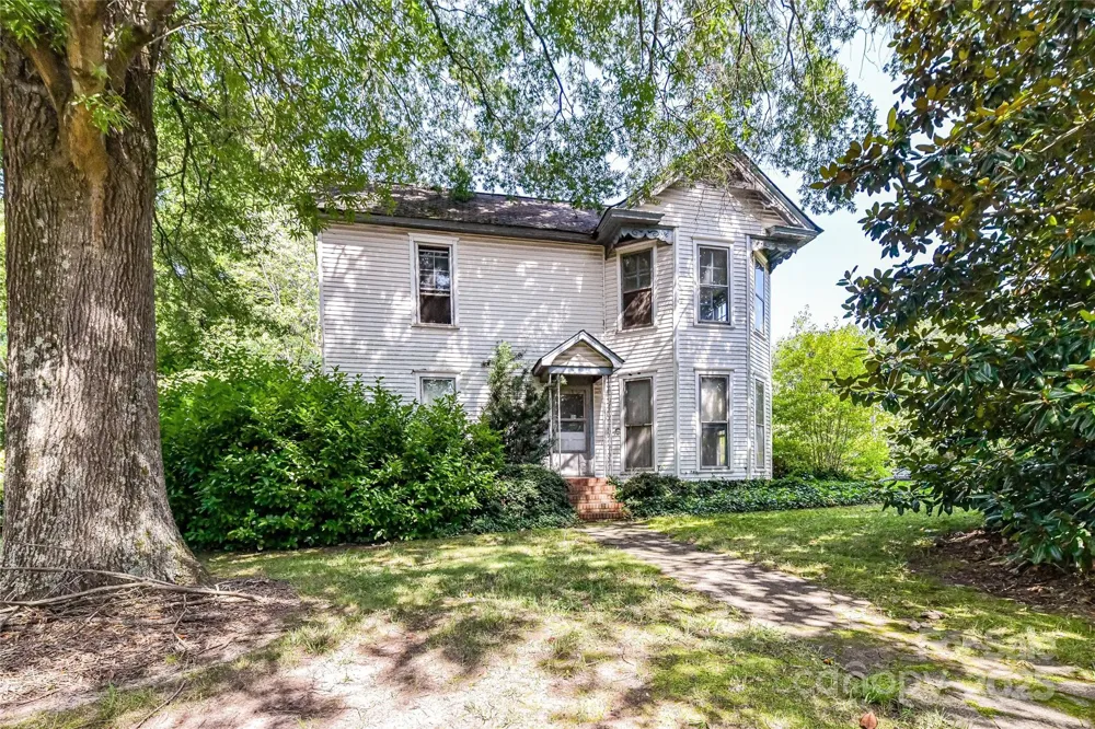 504 Potts Street Davidson, NC 28036