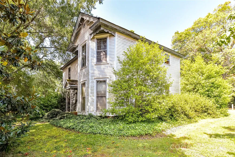 504 Potts Street Davidson, NC 28036