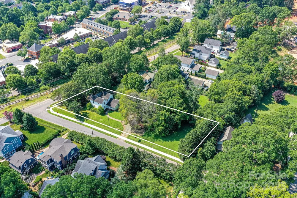 504 Potts Street Davidson, NC 28036
